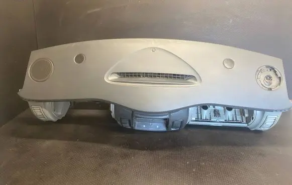 Opel Vivaro Dashboard 93864195 681001760P 681001255R