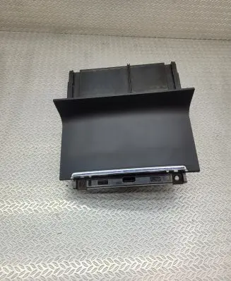 Skoda Superb B6 (3T) Ashtray (front) 3T0857962B