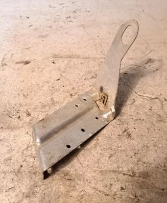 BMW X6 M Fender mounting bracket 7188836