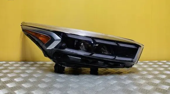KIA Forte Headlight/headlamp M7921-64180 92102-M77 1796