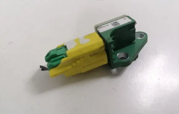 Volkswagen PASSAT B6 Airbag deployment crash/impact sensor 3C0909606