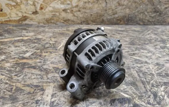 Jaguar XJL Generator/alternator 8W8310300AB
