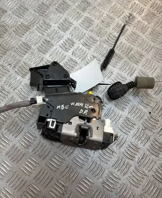 Mercedes-Benz C W204 Front door lock A2047232808 A0997200635