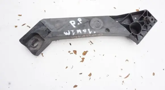 Opel Vivaro Radiator support slam panel bracket 