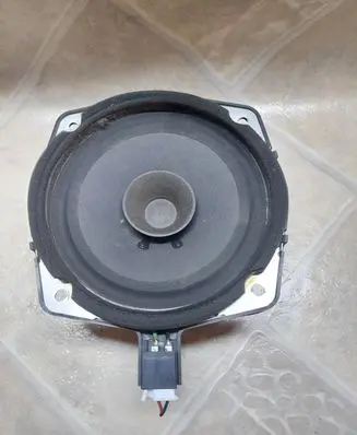 Hyundai Terracan Rear door speaker 96310H1010