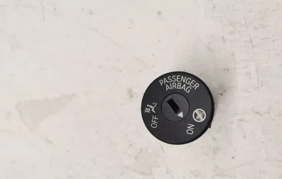 BMW M3 F80 Passenger airbag on/off switch 9326501