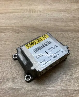 Land Rover Range Rover L322 Airbag control unit/module 6917430 0285001401