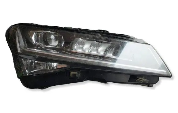 Skoda Superb B8 (3V) Headlight/headlamp 3V1941016E 39101761