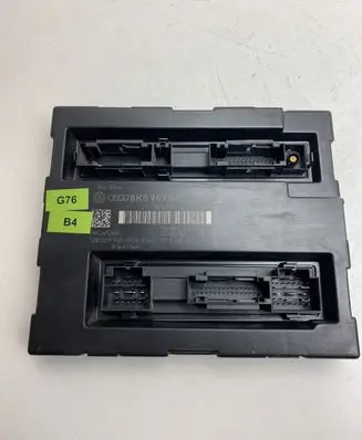 Audi A4 S4 B8 8K Comfort/convenience module 8K0907064M