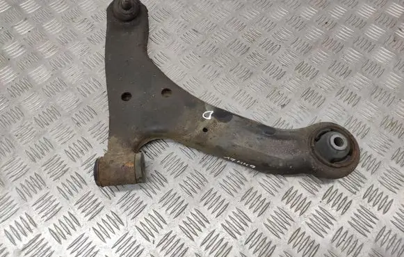 Suzuki Grand Vitara II Front lower control arm/wishbone