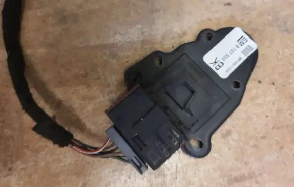 Accelerator throttle pedal