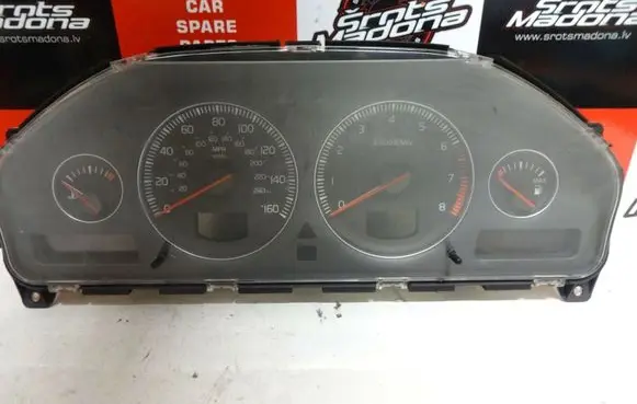 Volvo XC90 Speedometer (instrument cluster) 30746108