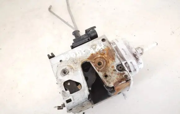 Audi A4 S4 B5 8D Front door lock