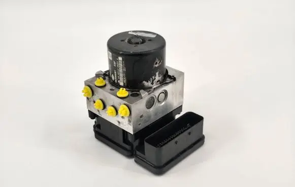 Nissan Navara D40 ABS Pump 476605X70E 10021205274 10092633913