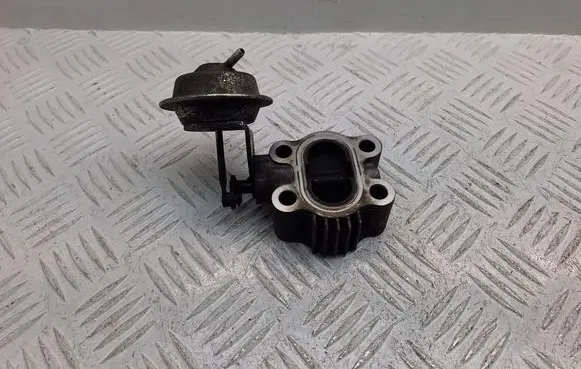 Toyota Auris 150 EGR valve 2563026010 2563026020