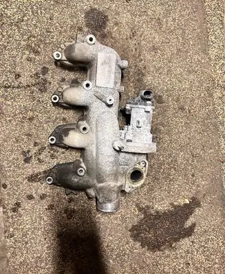 Ford C-MAX I Intake manifold 4M5Q9424CC