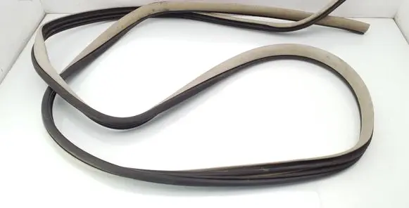 Lancia Voyager Sliding door rubber seal 1DA06BD1AJ