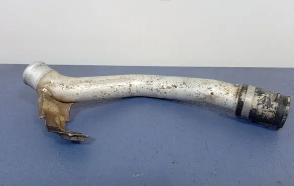 Audi Q7 4L Engine coolant pipe/hose 7L8145945