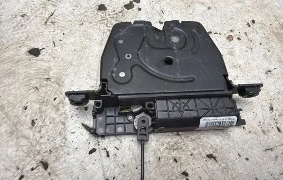 BMW X1 E84 Loading door lock 912714102