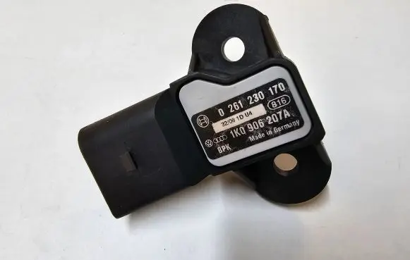 Volkswagen Tiguan Air pressure sensor 1K0906207A 0261230170