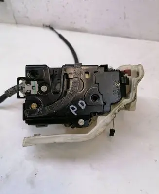 Volkswagen Phaeton Front door lock PA6630FV