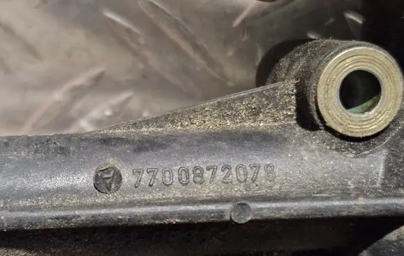 Thermostat/thermostat housing