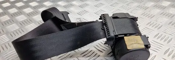 Volvo V50 Middle seatbelt (rear) 30615642