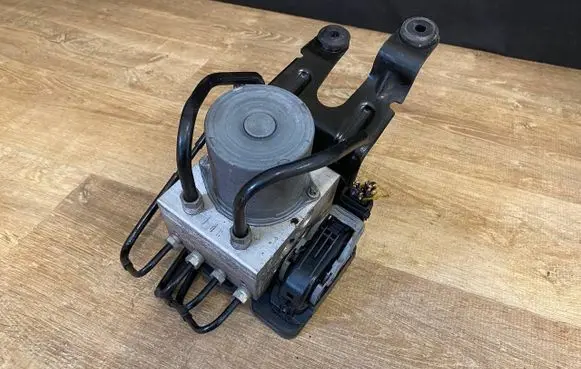Jaguar F-Type ABS Pump GX53-14F447-AG GX5314F447AG GX53-14F447