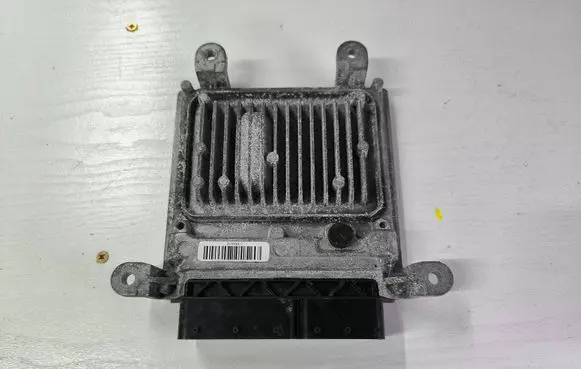 Mercedes-Benz C W205 Engine control unit/module A6519004500 A6519014000 28448056
