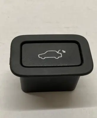 Land Rover Evoque I Tailgate/boot open switch button 31264960AA