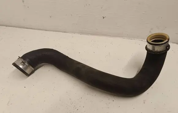 Mercedes-Benz CLS C219 Engine coolant pipe/hose A2115015482