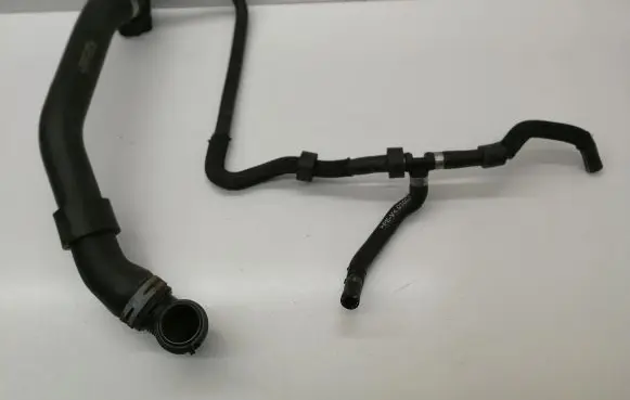 Volkswagen PASSAT B8 Engine coolant pipe/hose 5Q0122101CN