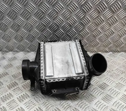 Mercedes-Benz C W205 Intercooler radiator A6510901300