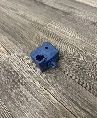 Toyota C-HR I Horn buzzer relay 8665250010 0689004430