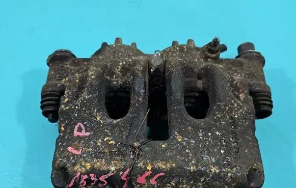 Opel Movano B Front brake caliper IMPRK1535466