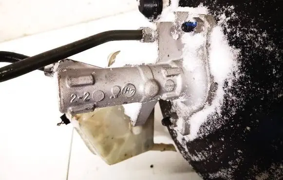 Mercedes-Benz C AMG W204 Master brake cylinder 