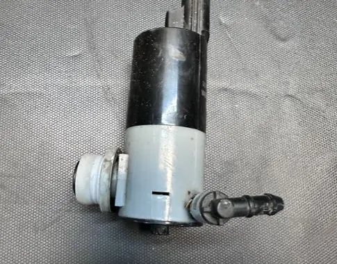 Volvo S90, V90 Windscreen/windshield washer pump 1019873001 150624A 822710