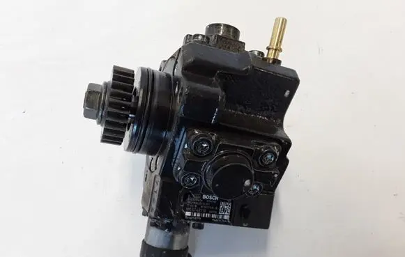 Renault Koleos II Fuel injection high pressure pump