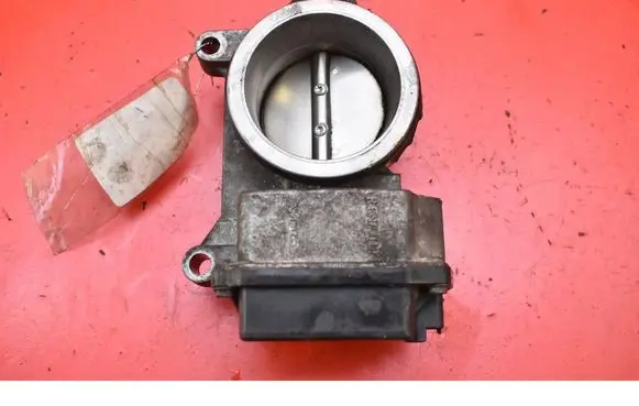 Renault Megane II Throttle body valve 8200063652