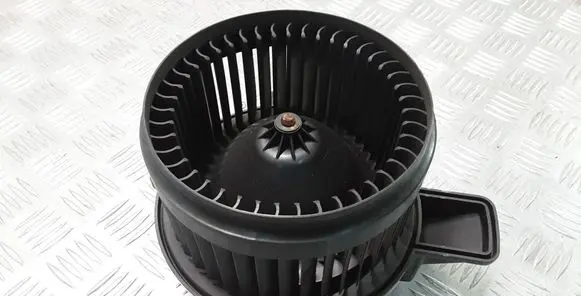 Chrysler Grand Voyager V Heater fan/blower P7554001 AY2727005530