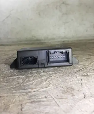 Audi A5 8T 8F Gateway control module 8T0907468P 8T0907468K 403213