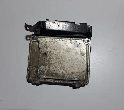 Volkswagen PASSAT B6 Engine control unit/module 03G906021NK 0281013440