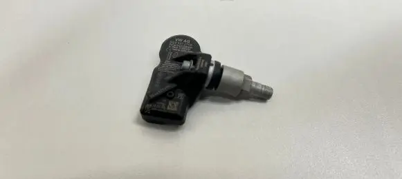 Porsche Cayenne (9Y0 9Y3) Tire pressure sensor 5Q0907275 5Q0907275B
