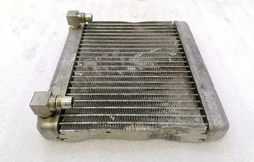 BMW 7 F01 F02 F03 F04 Engine oil radiator 7570103