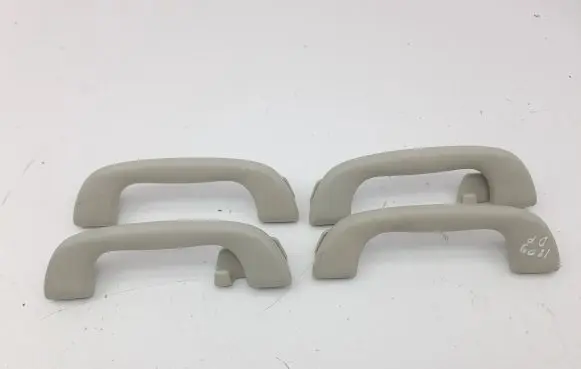 Mazda 6 A set of handles for the ceiling 
