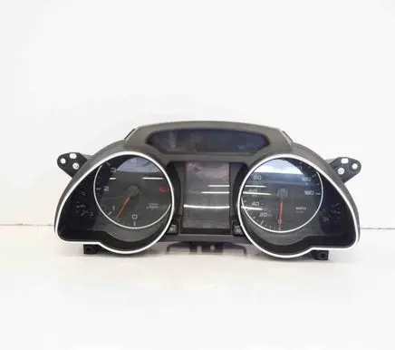 Audi A5 8T 8F Speedometer (instrument cluster) 8T0920981B