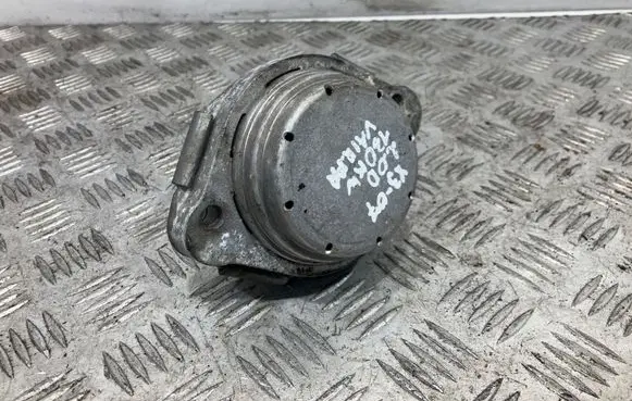 BMW X3 E83 Engine mount bracket 3453257