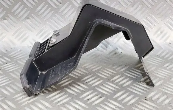 Volvo XC40 Battery tray 32219614