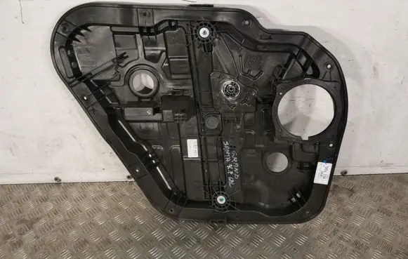 Hyundai Santa Fe Rear window lifting mechanism without motor 83470B8000