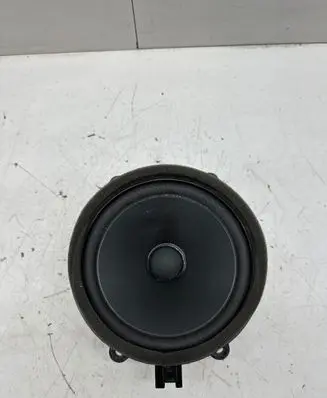 Volvo C40 Rear door speaker 31489043 33W44H2241
